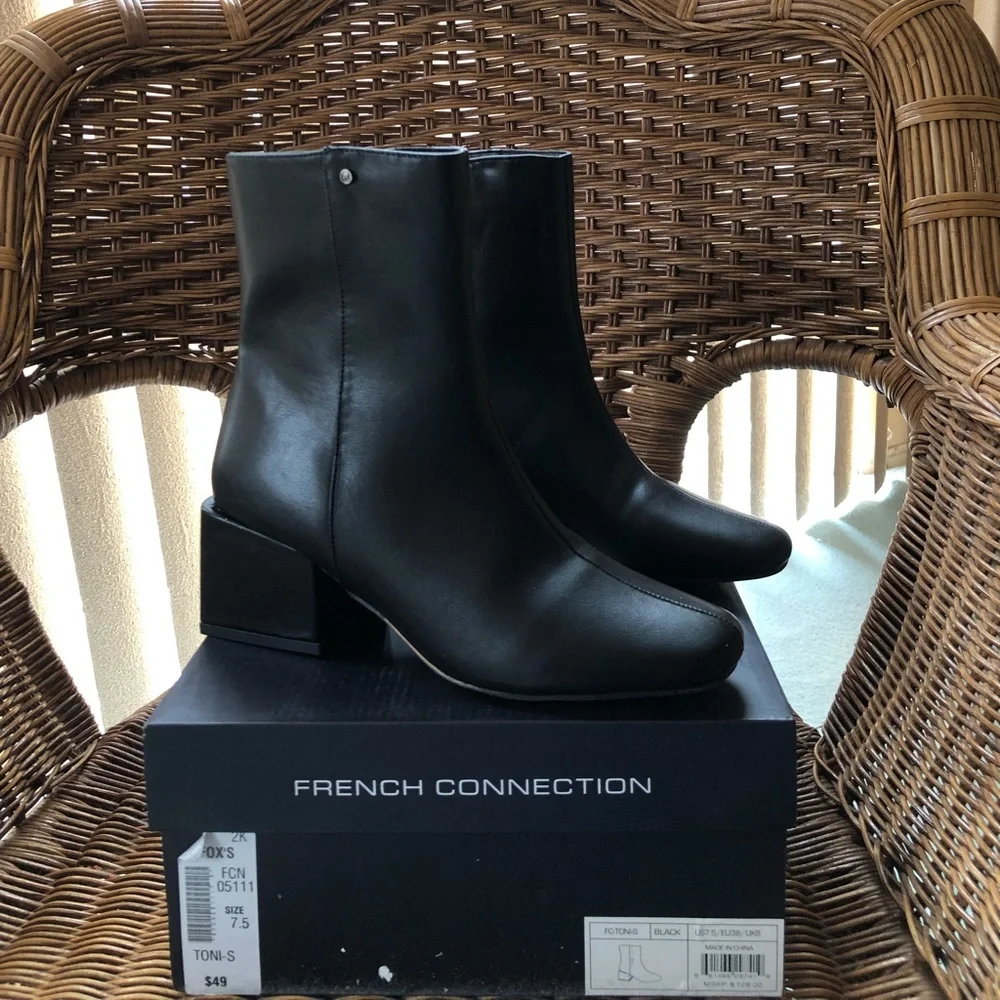 Black Boot size 7.5 NWT FRENCH CONNECTION TONI Boot - Picture 1 of 12